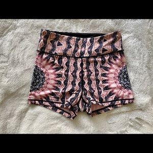 Heliocentric High Waisted Short